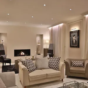 https://hotel-jolanda-santa-margherita-ligure.hotelitalianriviera.com